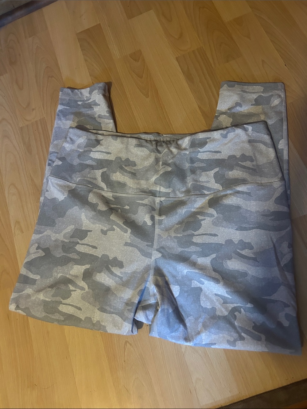 Athletic Works Gray Camo High-Rise Leggings